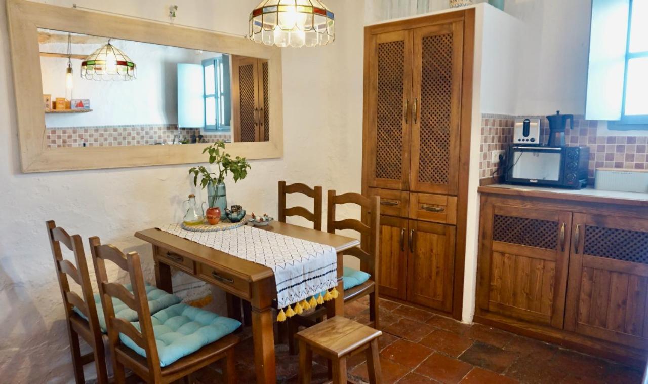 Casa Amigos Sorvilan - La Almendra Buitenkant foto